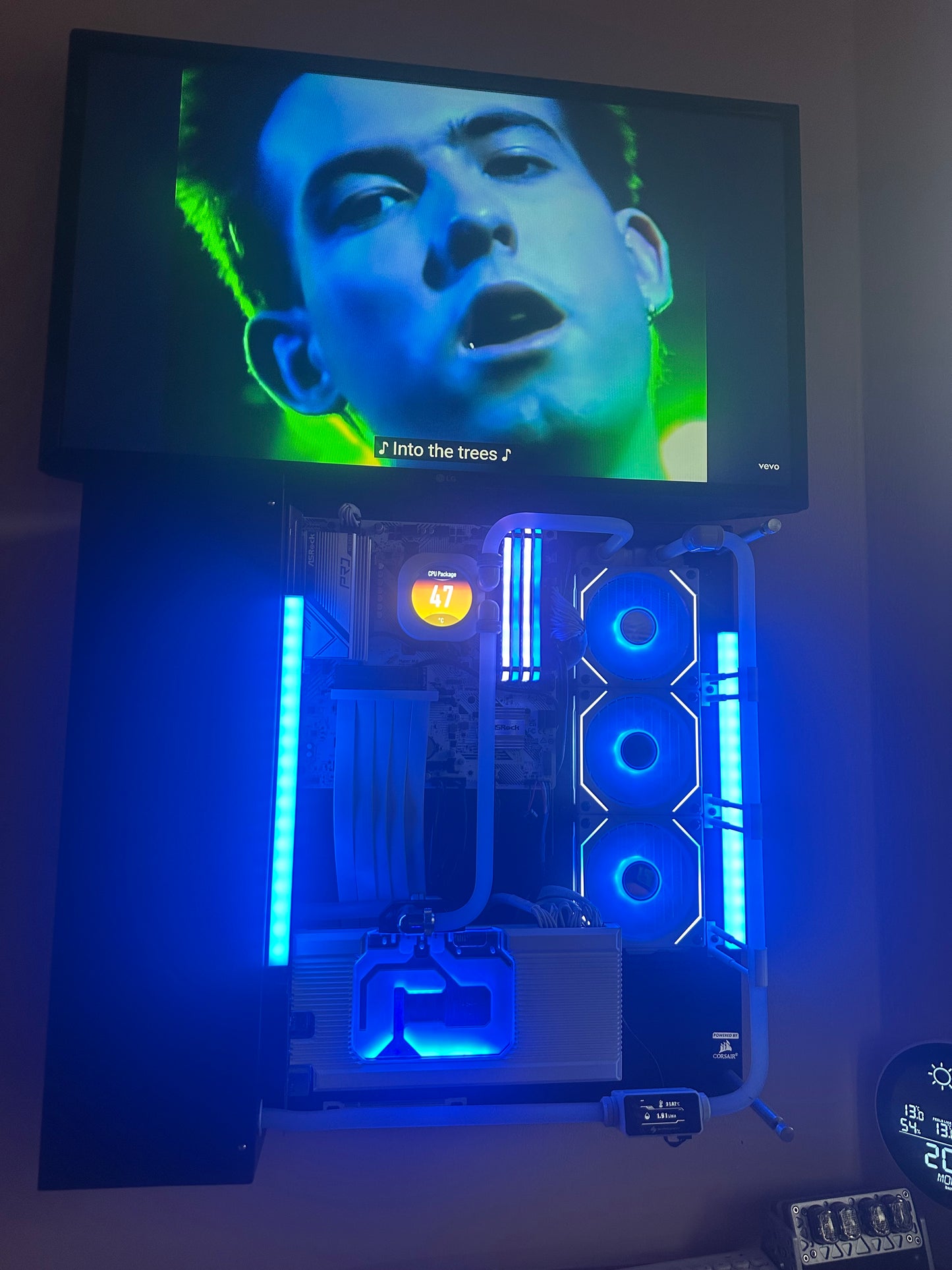 CON 87 - Full Tower Ultra Slim Wall Mount PC Case