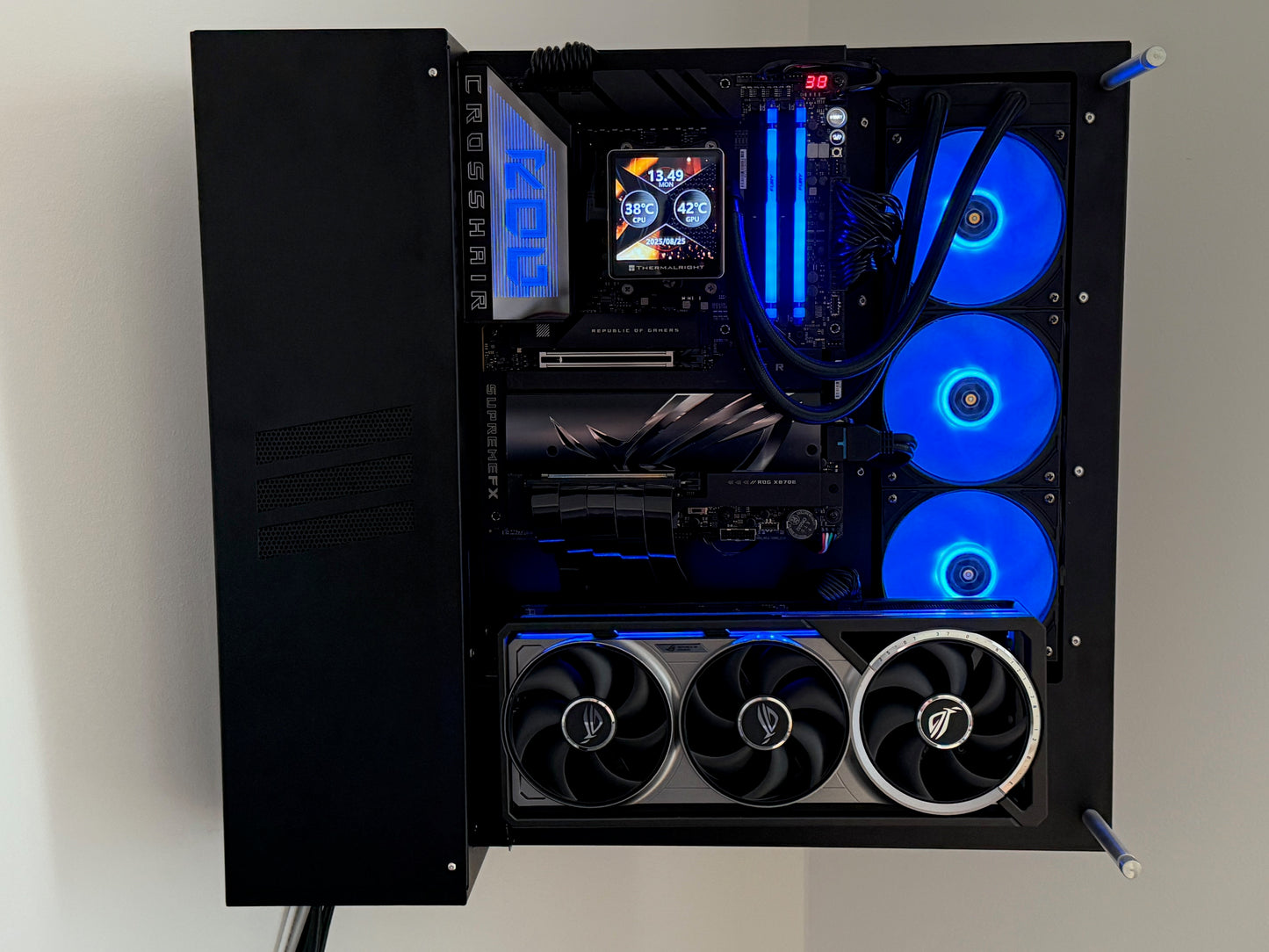 CON 87 - Full Tower Ultra Slim Wall Mount PC Case