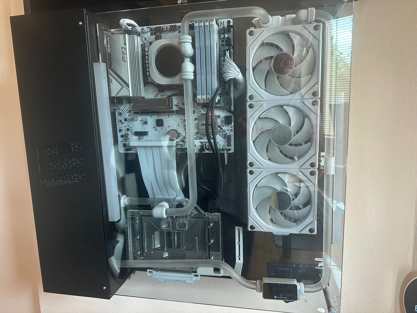 CON 87 - Full Tower Ultra Slim Wall Mount PC Case